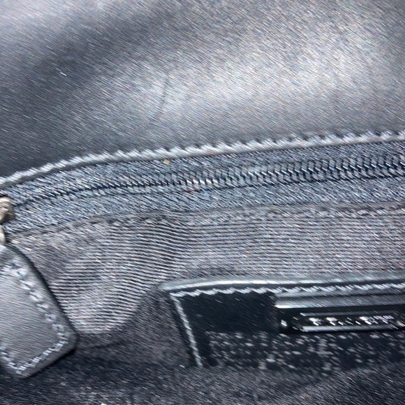 Coach • Charcoal Grey Wool with Black Accents - Picture 12 of 12